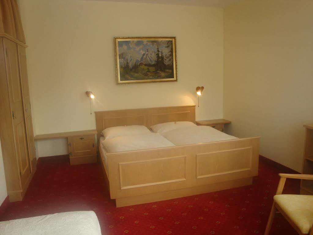 Aurelius Pension Baden Exterior photo