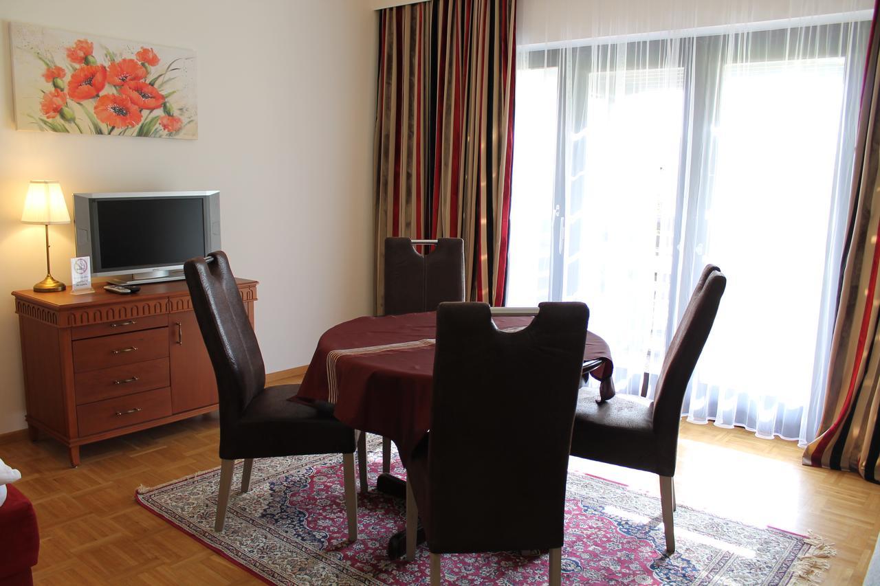 Aurelius Pension Baden Exterior photo